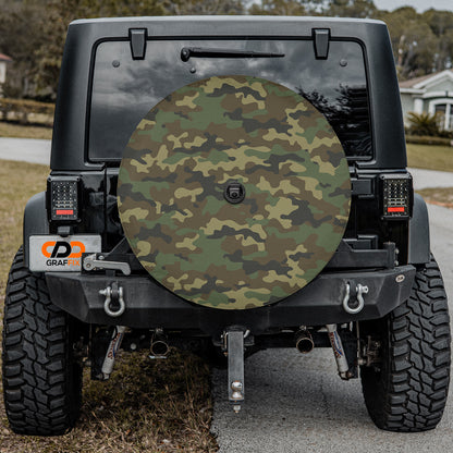 a camo pattern on the back of a jeep