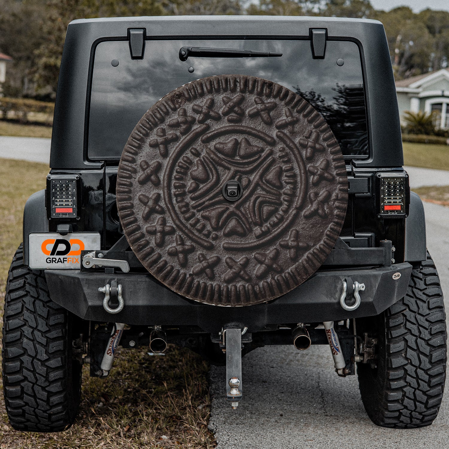 an oreo cookie on the back of a jeep