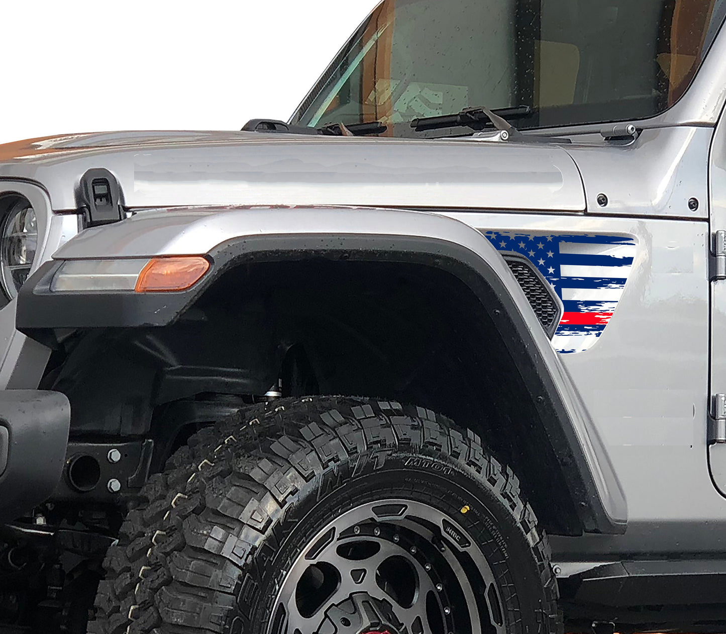 Distressed Tattered Thin Red Blue Line American Flag Fender Vent Vinyl Decal - Fits Jeep Wrangler JL/Jeep Gladiator JT 2018+